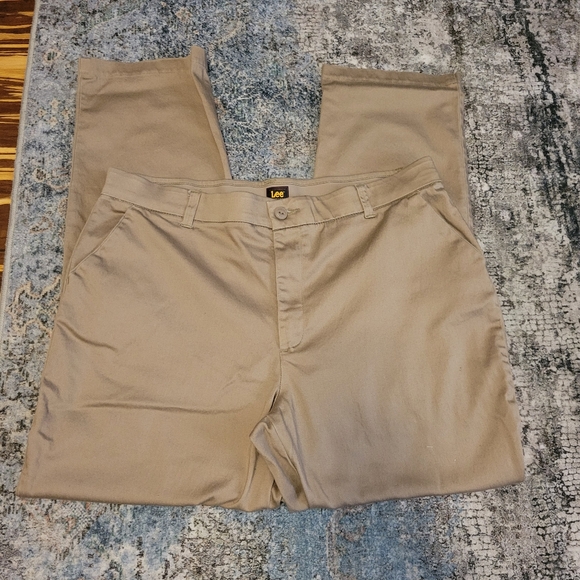 Lee Tan Women's Pants Size 18 - Picture 1 of 5